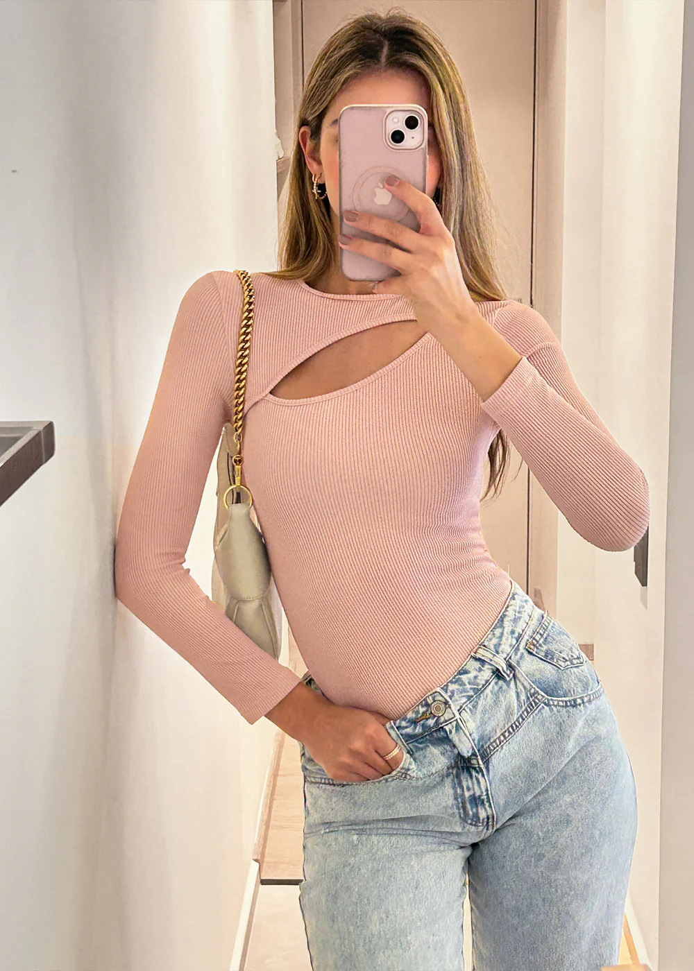 Blusa manga larga con abertura en escote - INDIANA.ROSA - Image 5