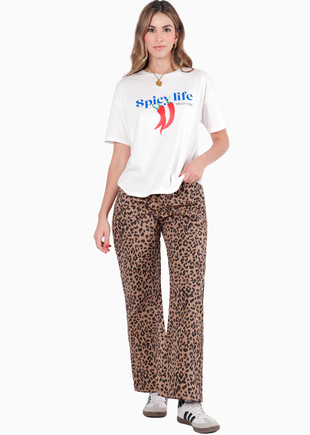 Camiseta oversized estampada "Spicy Life" - ALMA - Image 4